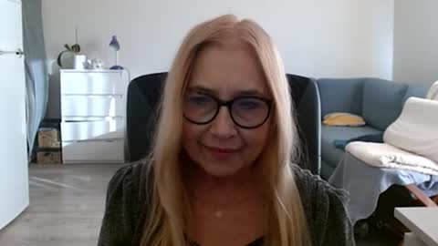 S O F I A online show from February 22, 2:38 pm