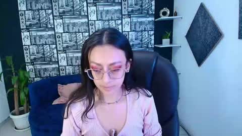 Desiring Angel online show from November 30, 6:23 pm