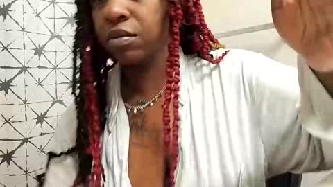 destinyhaskell1 online show from November 12, 9:29 am