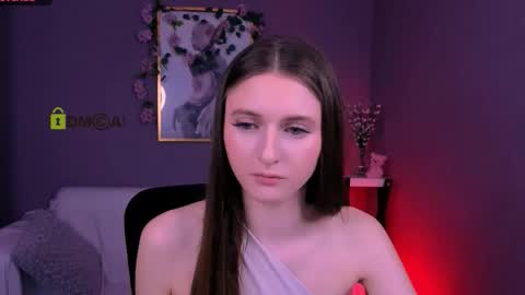 devil_moon_ online show from March 18, 9:09 pm