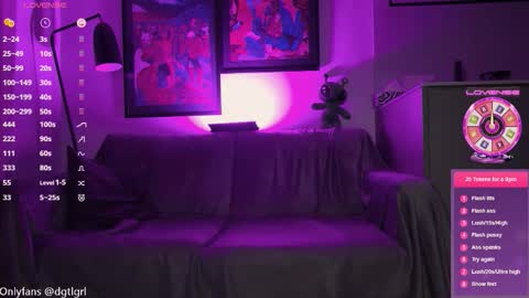 Snapshot of dgtlgrl chatting on September 25, 6:39 pm dgtlgrl online show from September 25, 6:39 pm