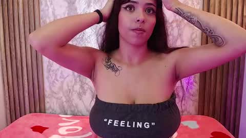 Snapshot of dhapn_lennox chatting on October 1, 3:28 pm dhapn_lennox online show from October 1, 3:28 pm