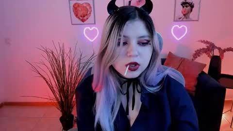 Dia online show from February 7, 4:56 pm