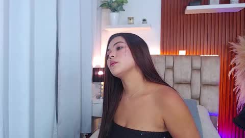 Snapshot of diamond_canela chatting on March 9, 4:16 am diamond_canela online show from March 9, 4:16 am