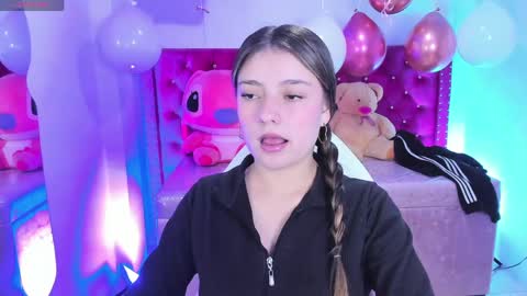 diamond_juliana_ online show from March 20, 3:22 am