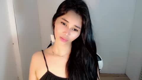 Bella online show from July 28, 6:20 pm