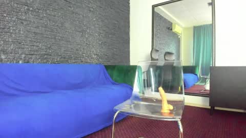 Diamond Milf online show from May 8, 5:43 am