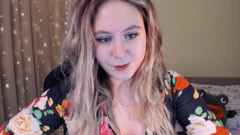 Snapshot of diana_floweri chatting on January 11, 8:43 am Diana online show from January 11, 8:43 am