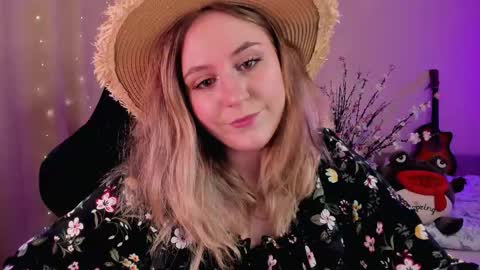 Snapshot of diana_floweri chatting on March 1, 10:24 am Diana online show from March 1, 10:24 am