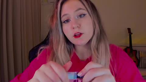 Snapshot of diana_floweri chatting on December 8, 2:09 pm Diana online show from December 8, 2:09 pm