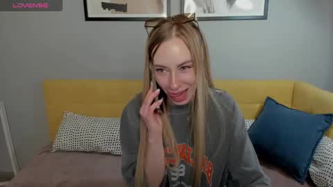 Diana  online show from March 19, 8:51 am