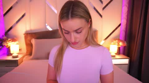 diana_nova online show from June 25, 12:40 pm