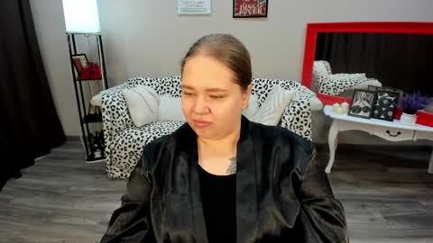 Diana online show from June 6, 6:47 pm