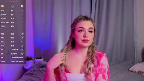 diannedibartolo online show from November 9, 7:54 pm