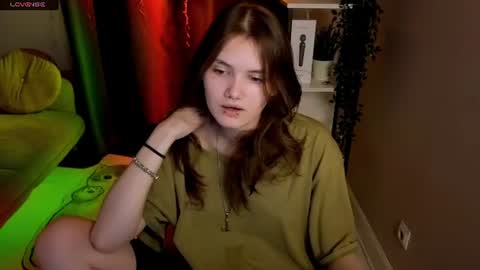 Dilara online show from July 19, 9:28 pm