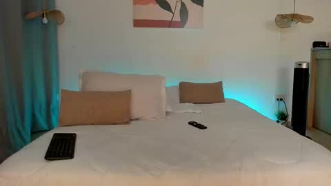 Dilarahkesh  online show from January 6, 2:26 am