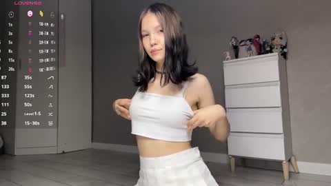 Amelia online show from July 13, 2:18 pm