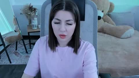 Di online show from February 22, 8:15 am