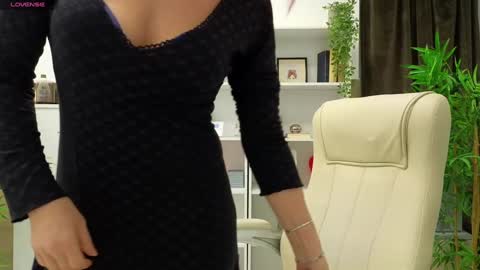 Snapshot of dirty_mature chatting on January 18, 6:24 am dirty_mature online show from January 18, 6:24 am