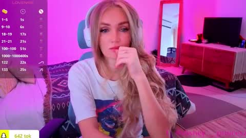 JASMINE online show from December 17, 5:22 am