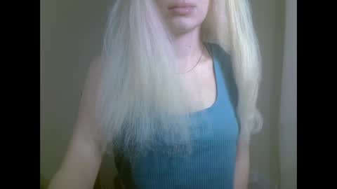 Snapshot of ditamilton chatting on September 25, 6:50 pm DitaMilton online show from September 25, 6:50 pm
