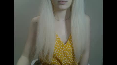 Snapshot of ditamilton chatting on January 26, 12:33 pm DitaMilton online show from January 26, 12:33 pm