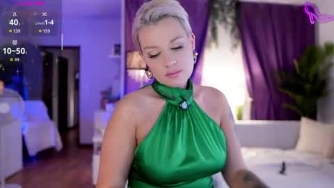 Miss Kim online show from July 8, 7:16 pm