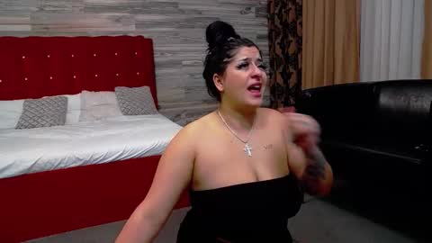 Aria online show from November 7, 8:58 pm