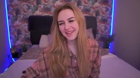 DivineJasss online show from March 6, 5:13 am