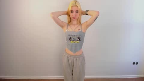 Aki online show from March 18, 12:32 pm