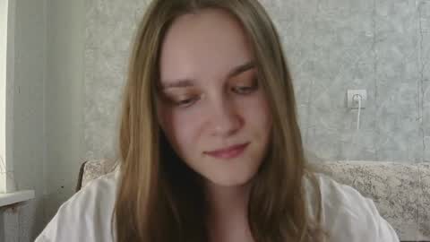 dolcezza_ online show from June 9, 2:27 pm