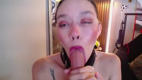 doll4anall online show from July 11, 7:36 pm