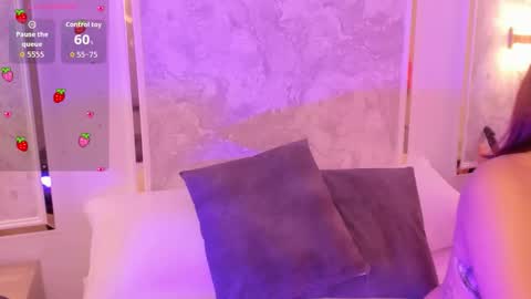 D  online show from November 11, 2:18 am