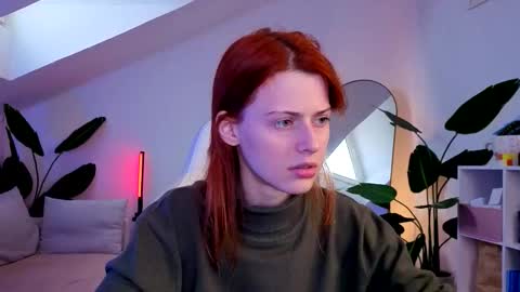 Your doll Lesli online show from November 23, 9:33 am