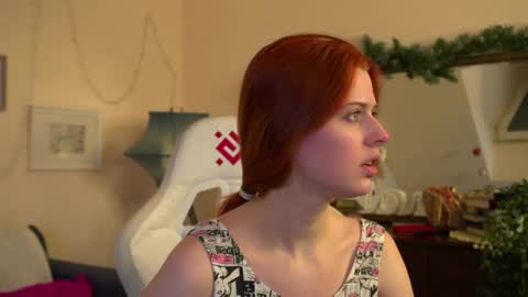 Snapshot of doll_lesli chatting on December 28, 2:53 pm Your doll Lesli online show from December 28, 2:53 pm