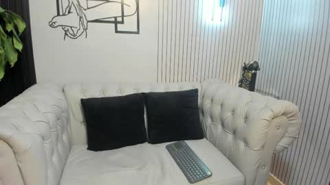 Samy online show from April 24, 3:31 am