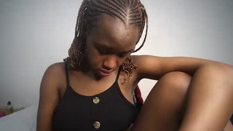 dollberry online show from February 2, 1:45 am