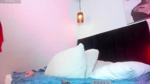 Call me Zoe  online show from July 28, 3:21 pm