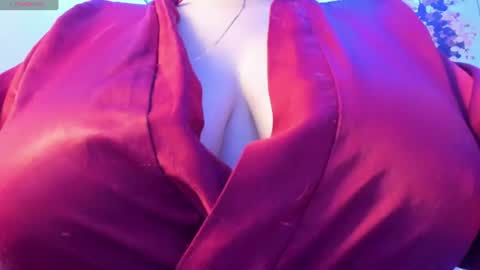Call me Zoe  online show from June 15, 5:29 am