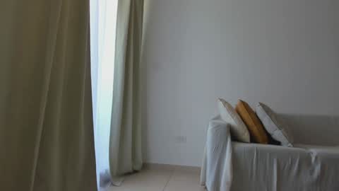 Snapshot of donnna19 chatting on December 11, 12:02 pm Donatella online show from December 11, 12:02 pm