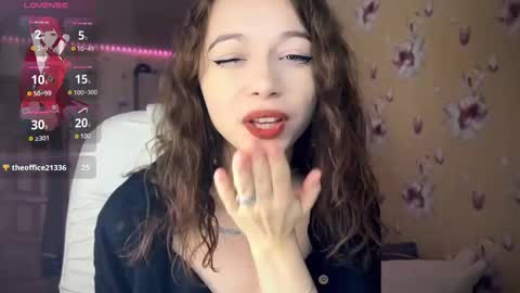 Nicole online show from December 3, 8:06 pm