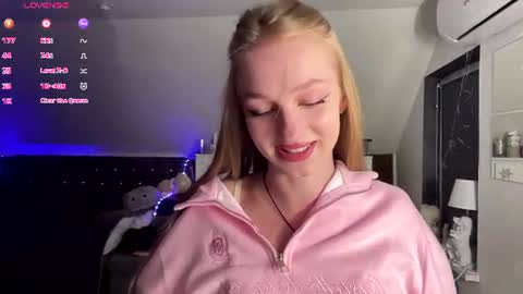 Anika online show from July 29, 9:26 pm
