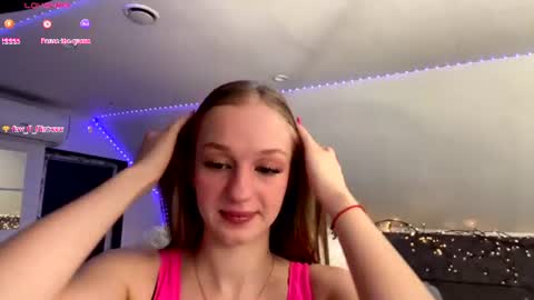 Anika online show from June 25, 9:16 pm
