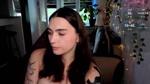 Alice online show from October 4, 9:37 am