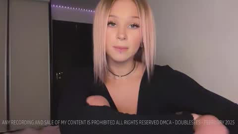 MOLLYYYY dont forget to give me a thumb up online show from March 6, 2:40 pm