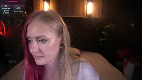 Lina online show from July 1, 5:51 am