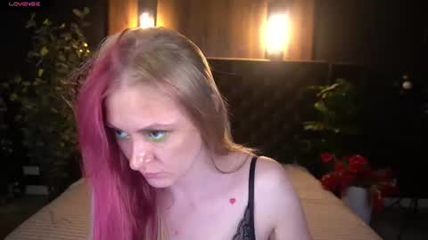 Lina online show from July 7, 5:43 am