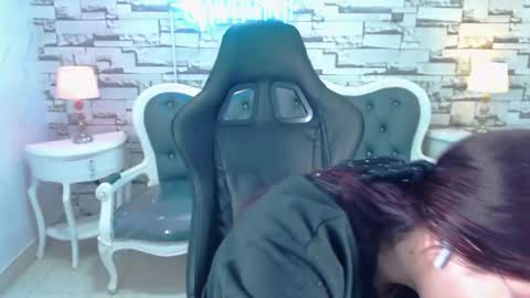 Snapshot of draviana_a chatting on October 7, 3:22 am Draviana online show from October 7, 3:22 am