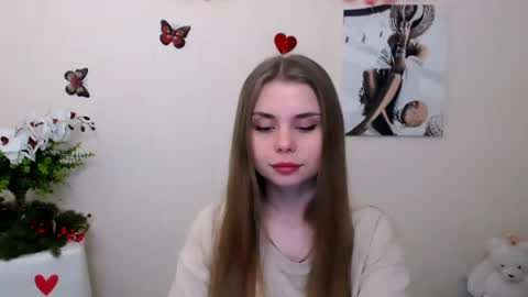 Mari online show from May 3, 5:44 am