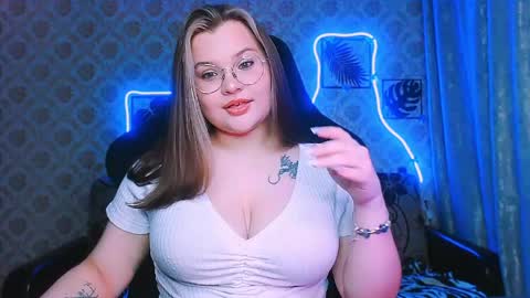 dreamforyoue2 online show from April 27, 7:33 pm